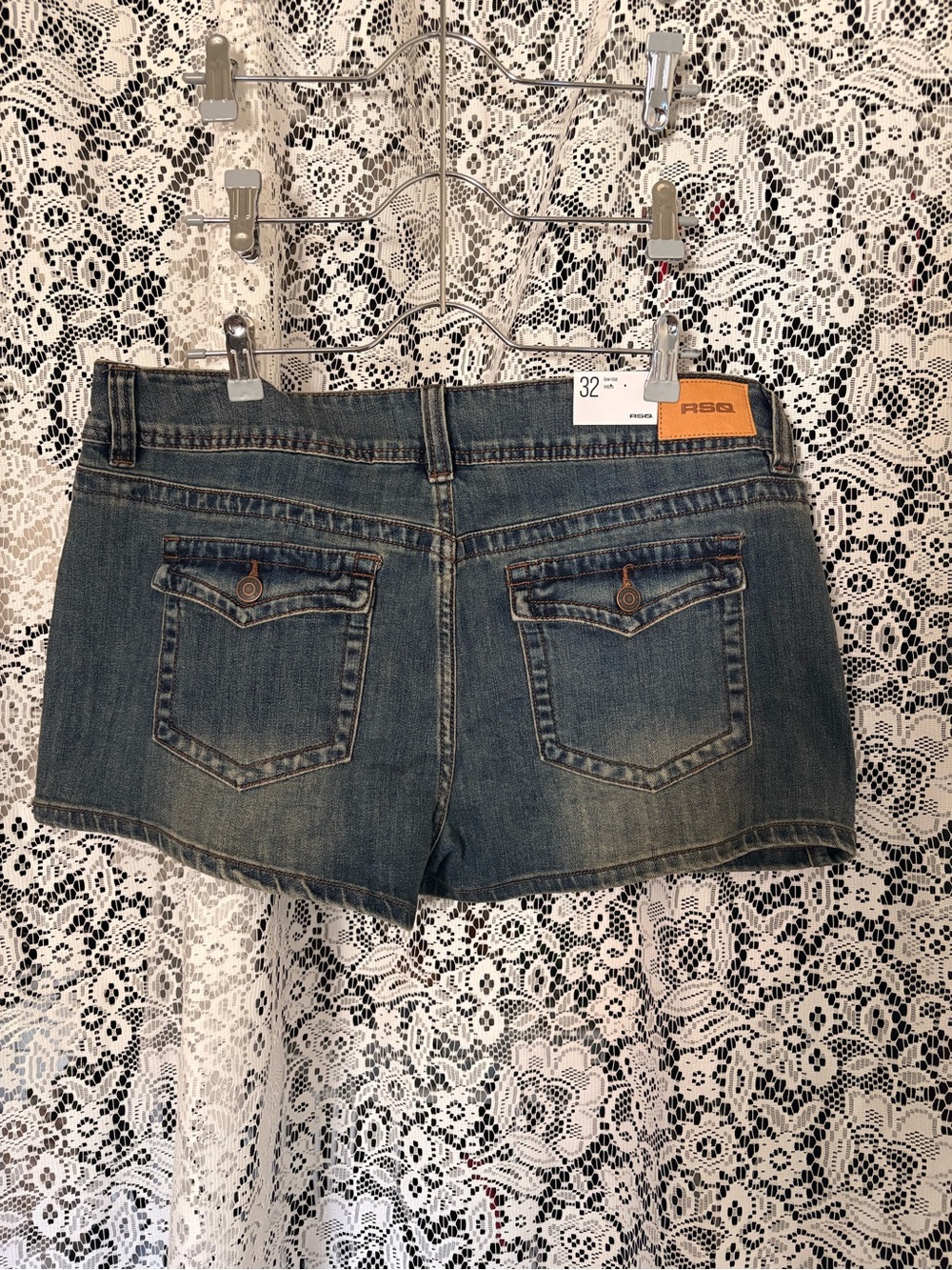 RSQ Denim Short Shorts in Medium Blue Wash